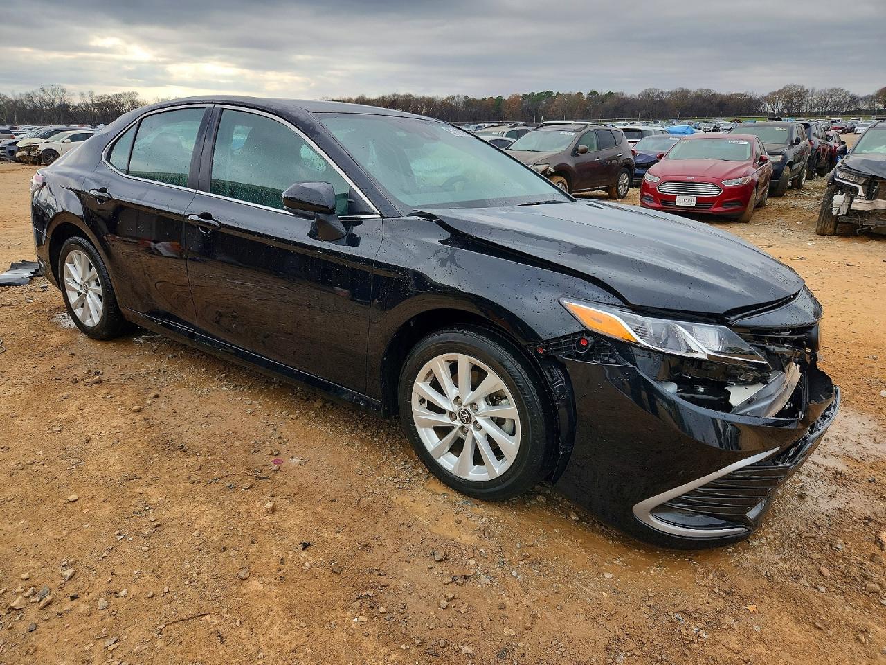 2023 TOYOTA CAMRY LE photo 4