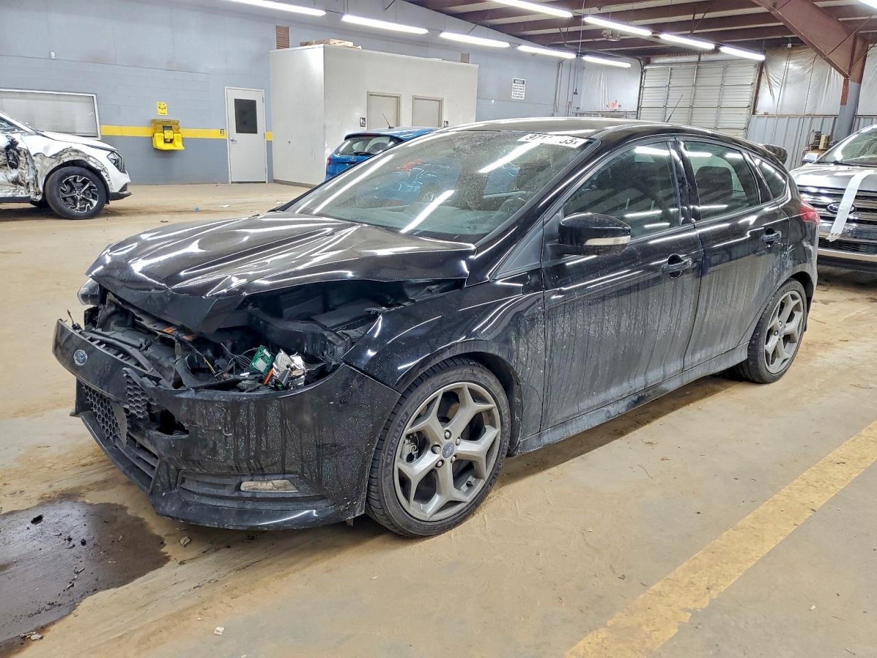 2017 FORD FOCUS