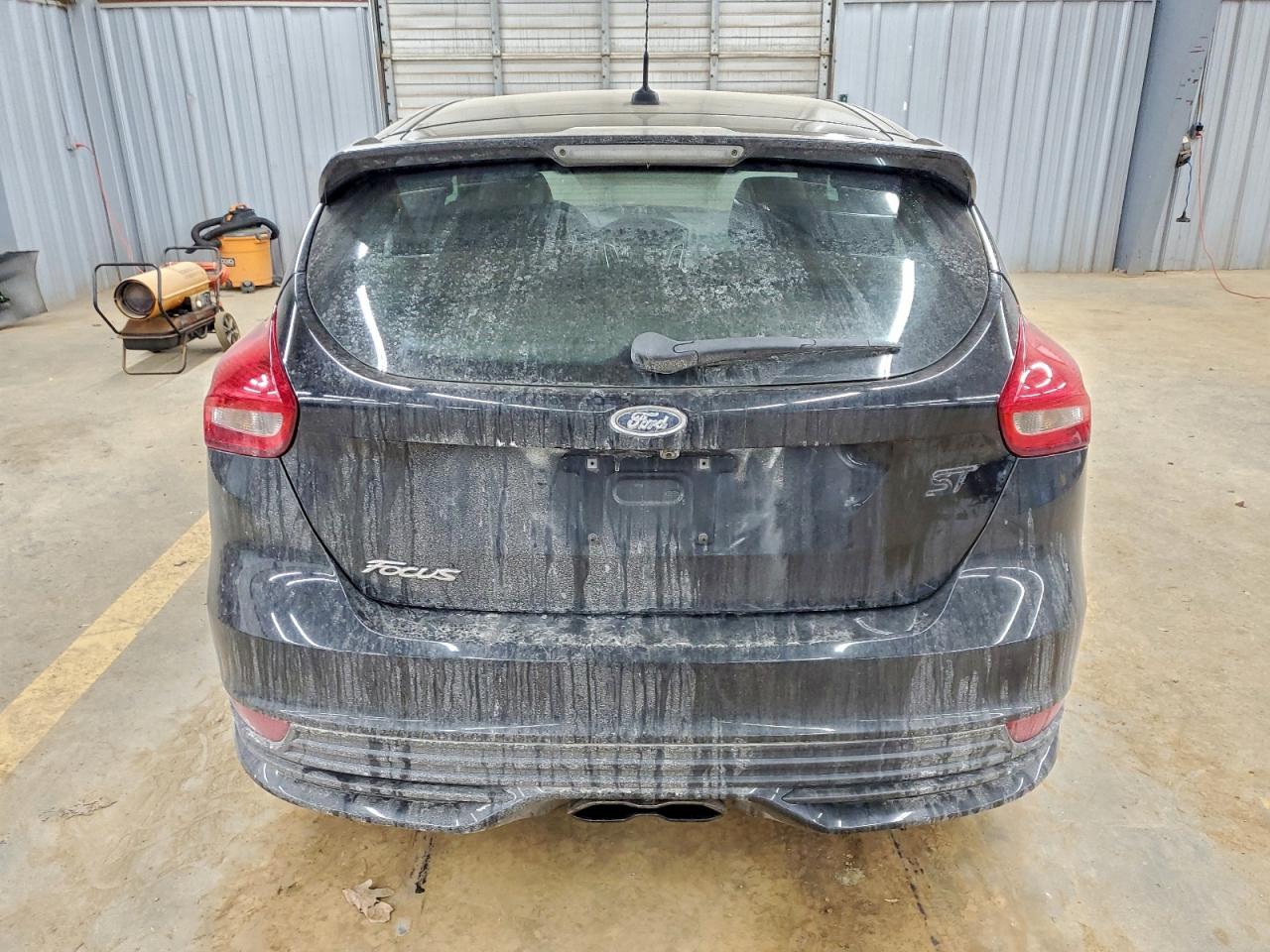 2017 FORD FOCUS ST photo 6