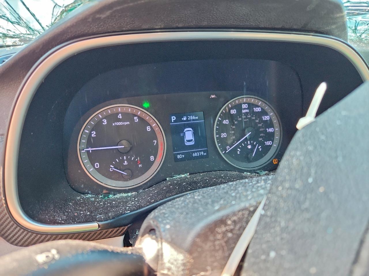 2020 HYUNDAI TUCSON SE photo 17