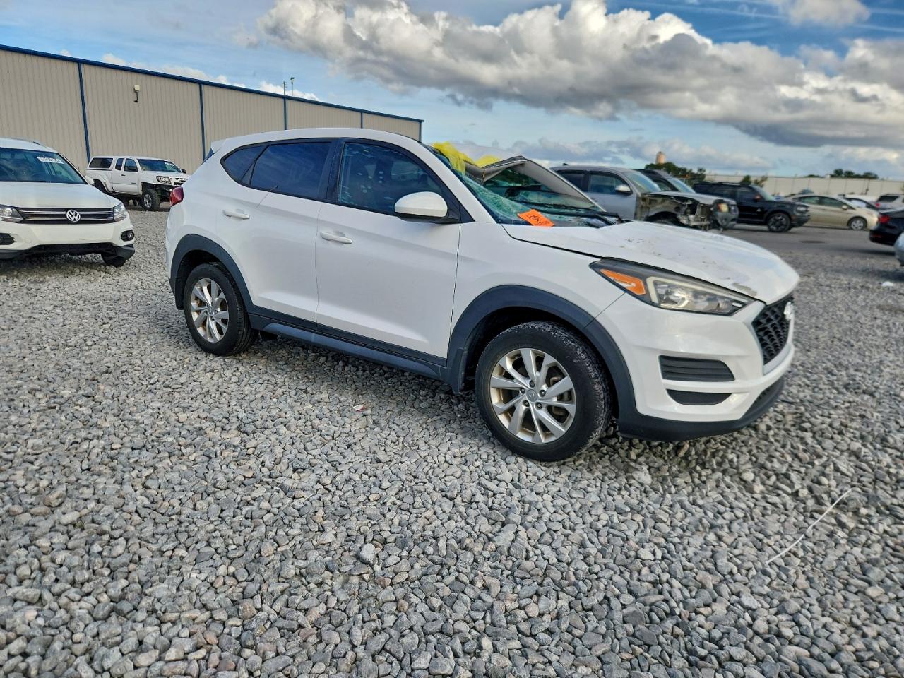 2020 HYUNDAI TUCSON SE photo 7