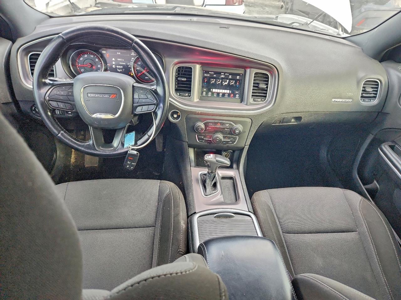 2020 DODGE CHARGER SXT photo 15
