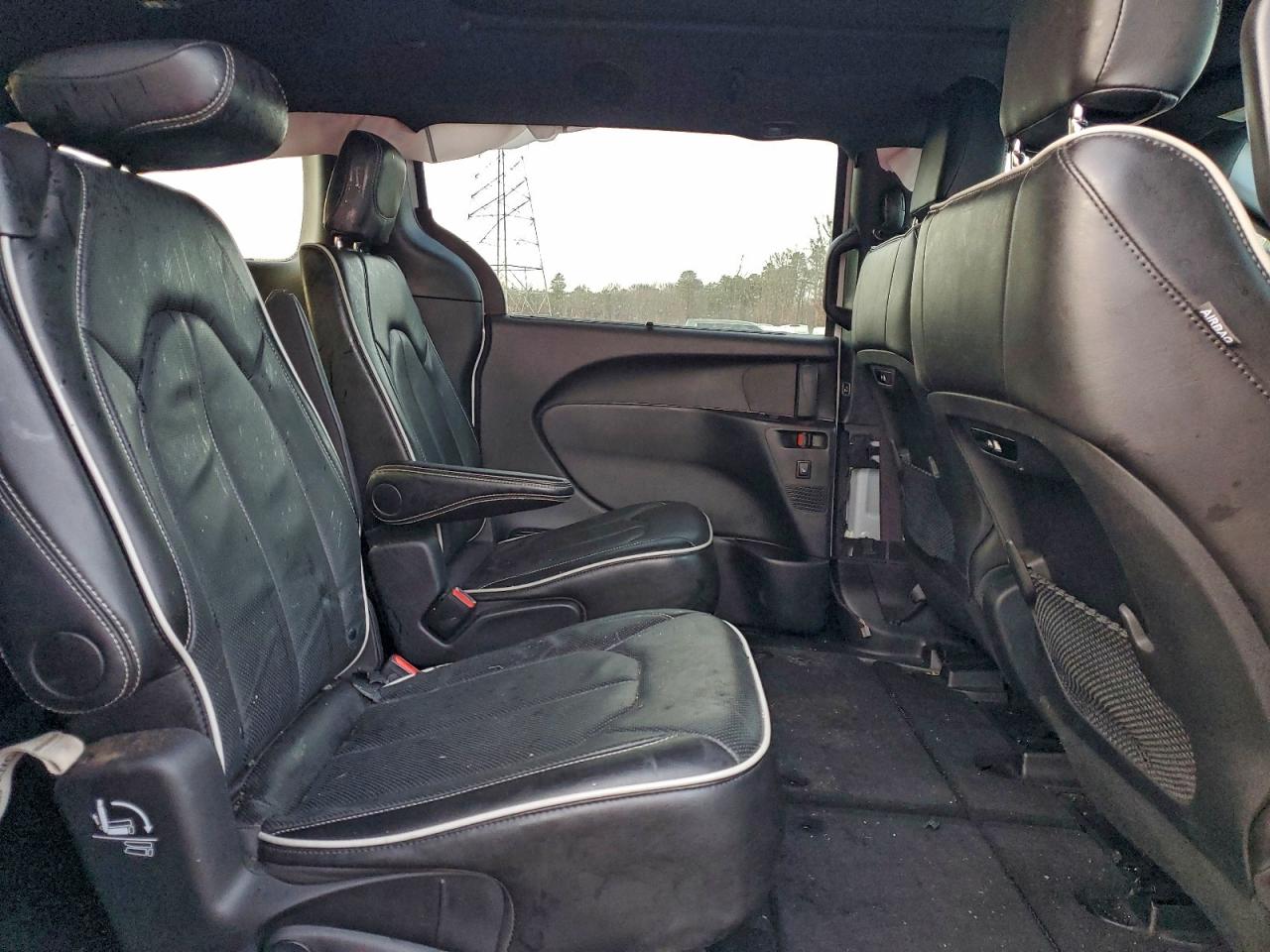 2025 CHRYSLER PACIFICA LIMITED photo 21