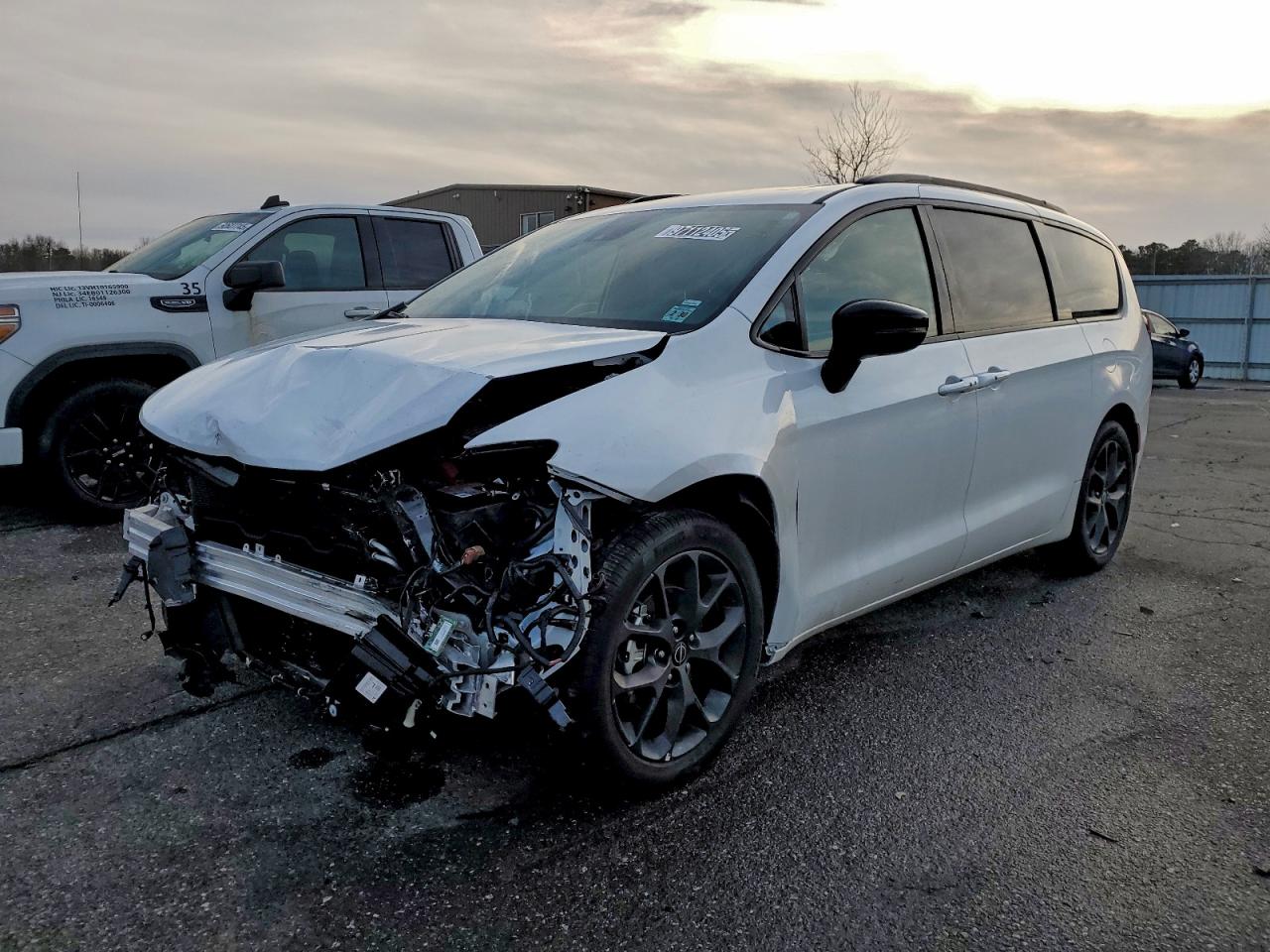 2025 CHRYSLER PACIFICA