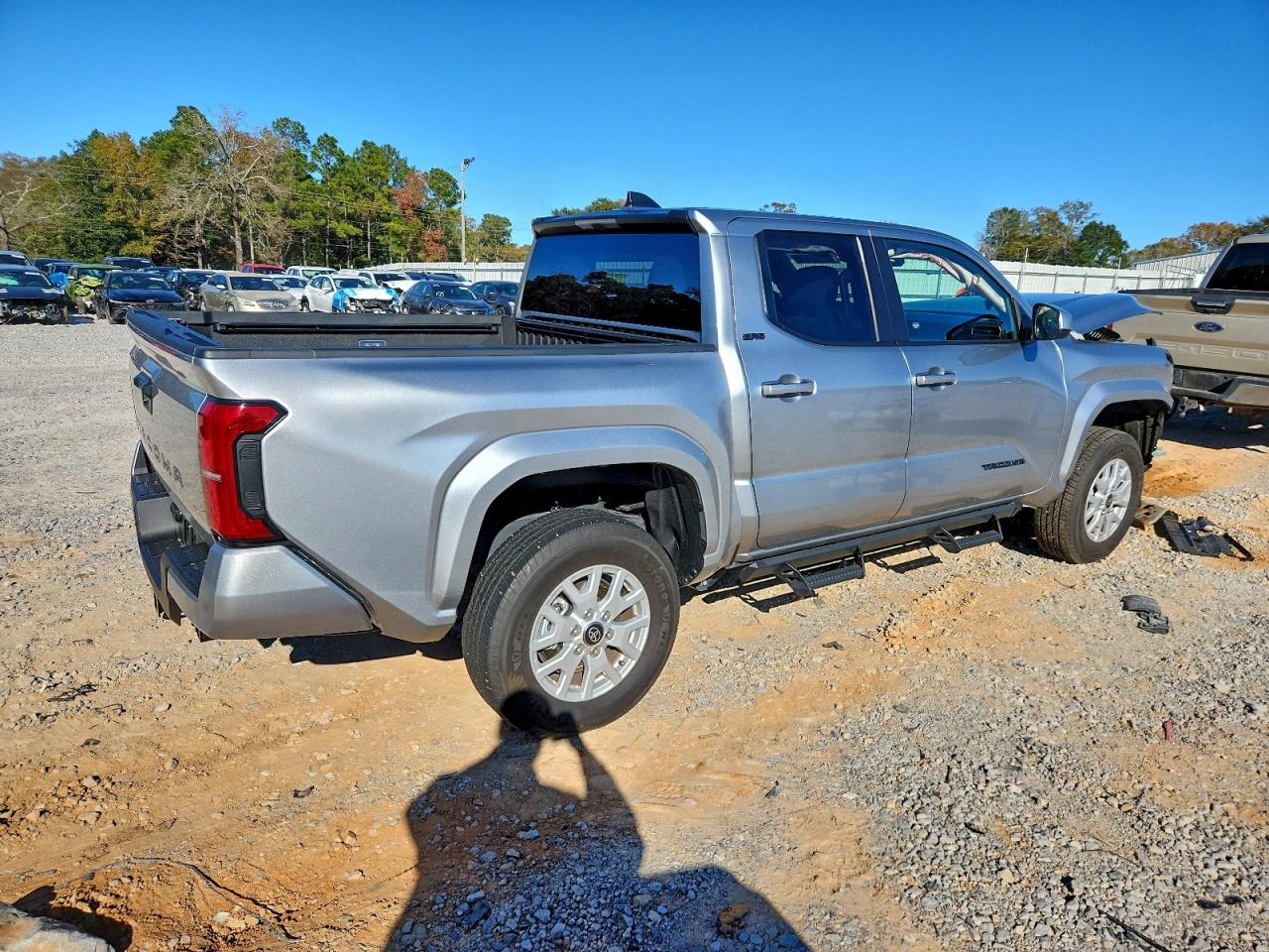 2025 TOYOTA TACOMA DOUBLE CAB photo 5