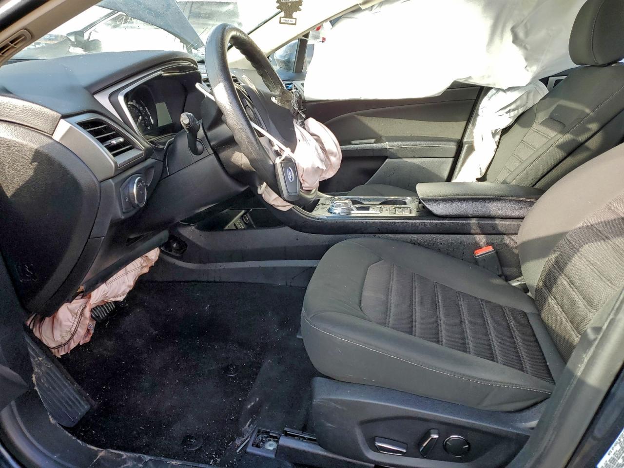 2020 FORD FUSION SE photo 7