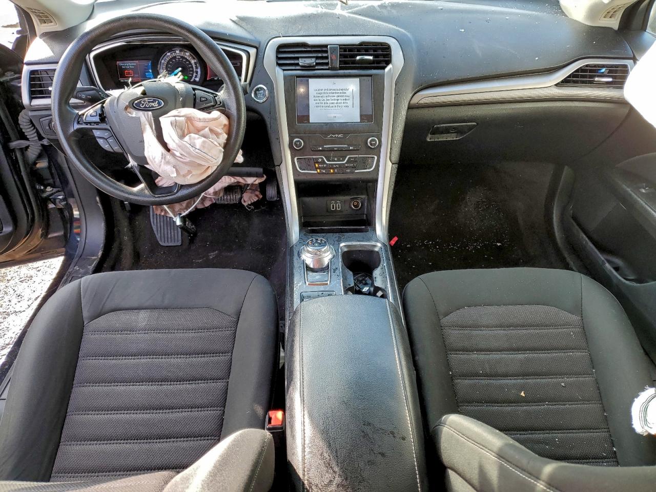 2020 FORD FUSION SE photo 8