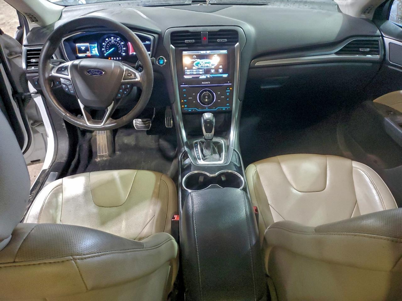 2015 FORD FUSION TITANIUM photo 8