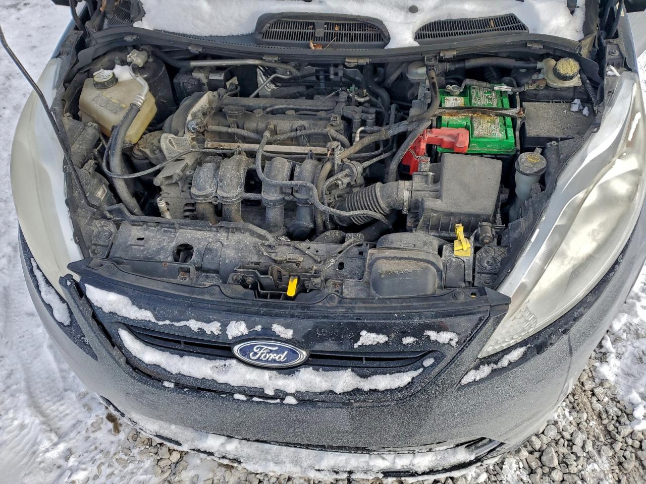 2012 FORD FIESTA SE photo 11