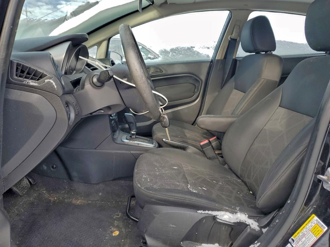 2012 FORD FIESTA SE photo 7