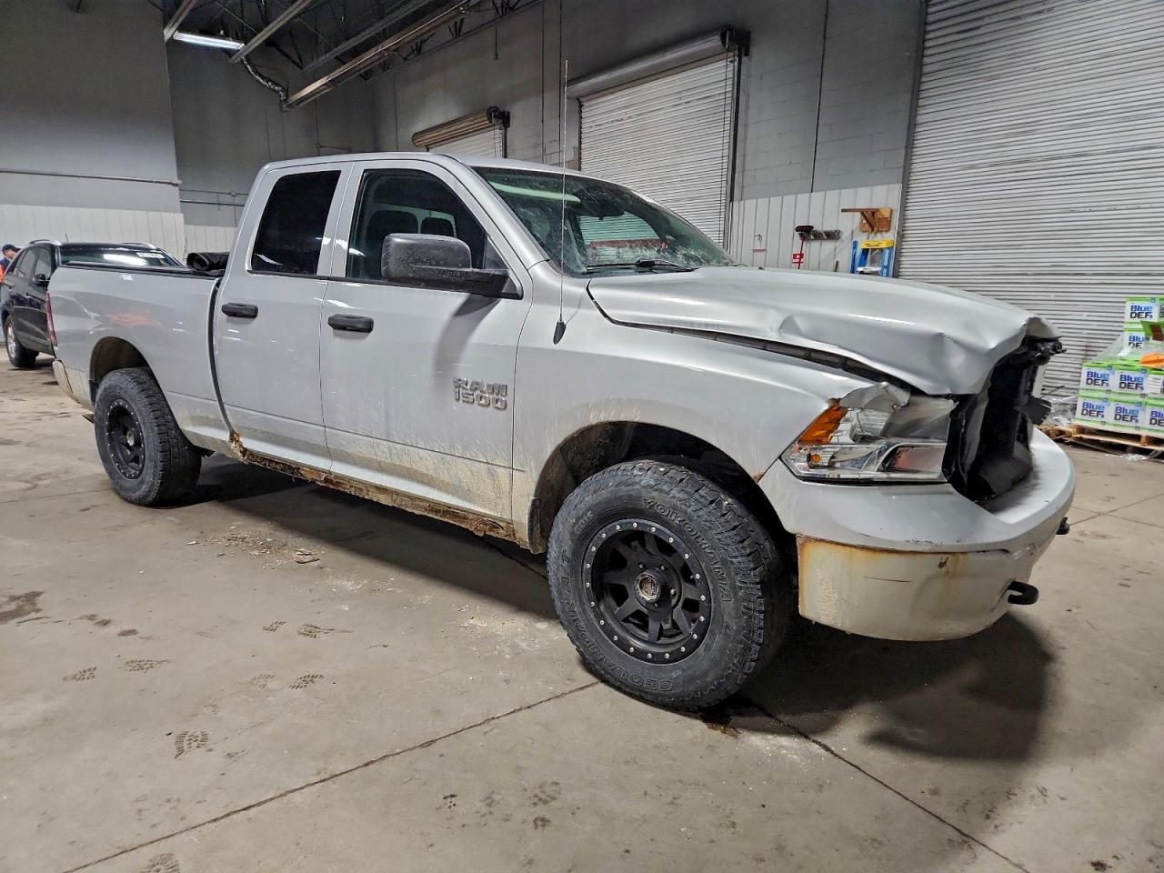 2016 RAM 1500 ST photo 7