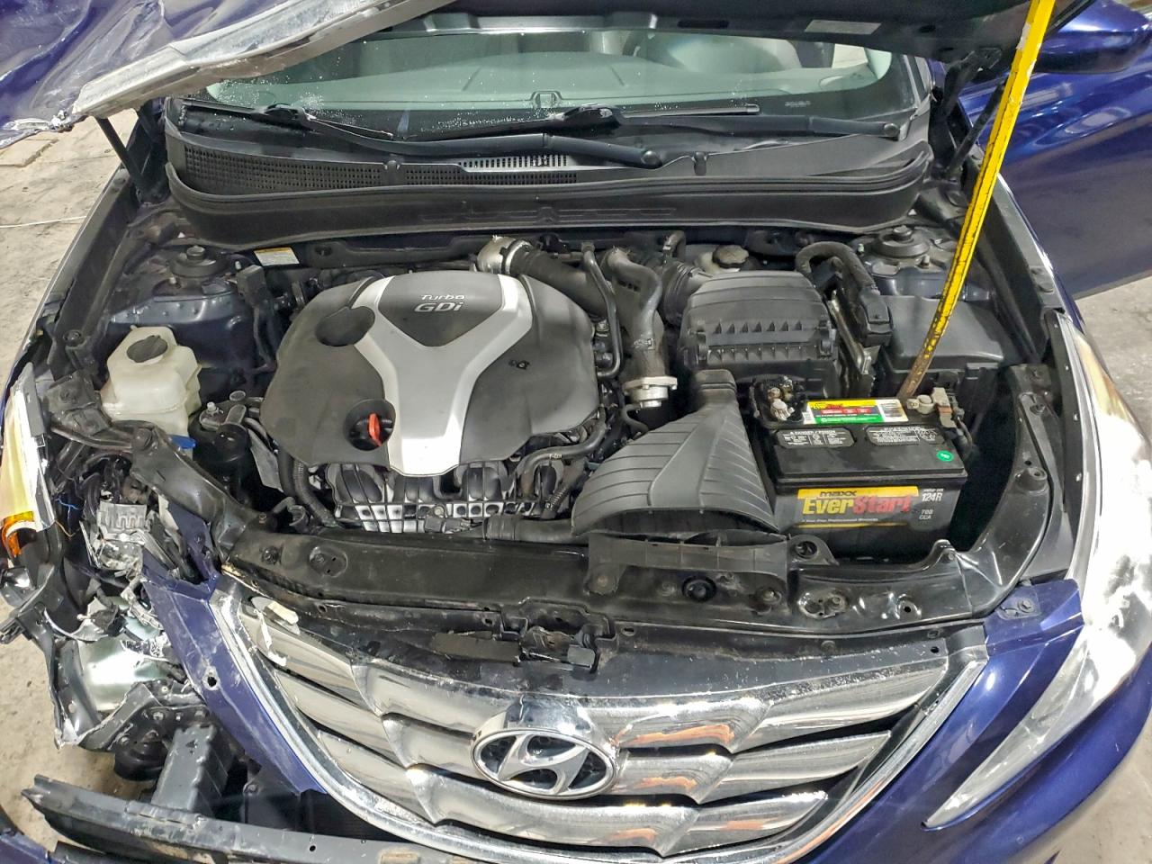 2013 HYUNDAI SONATA SE photo 11