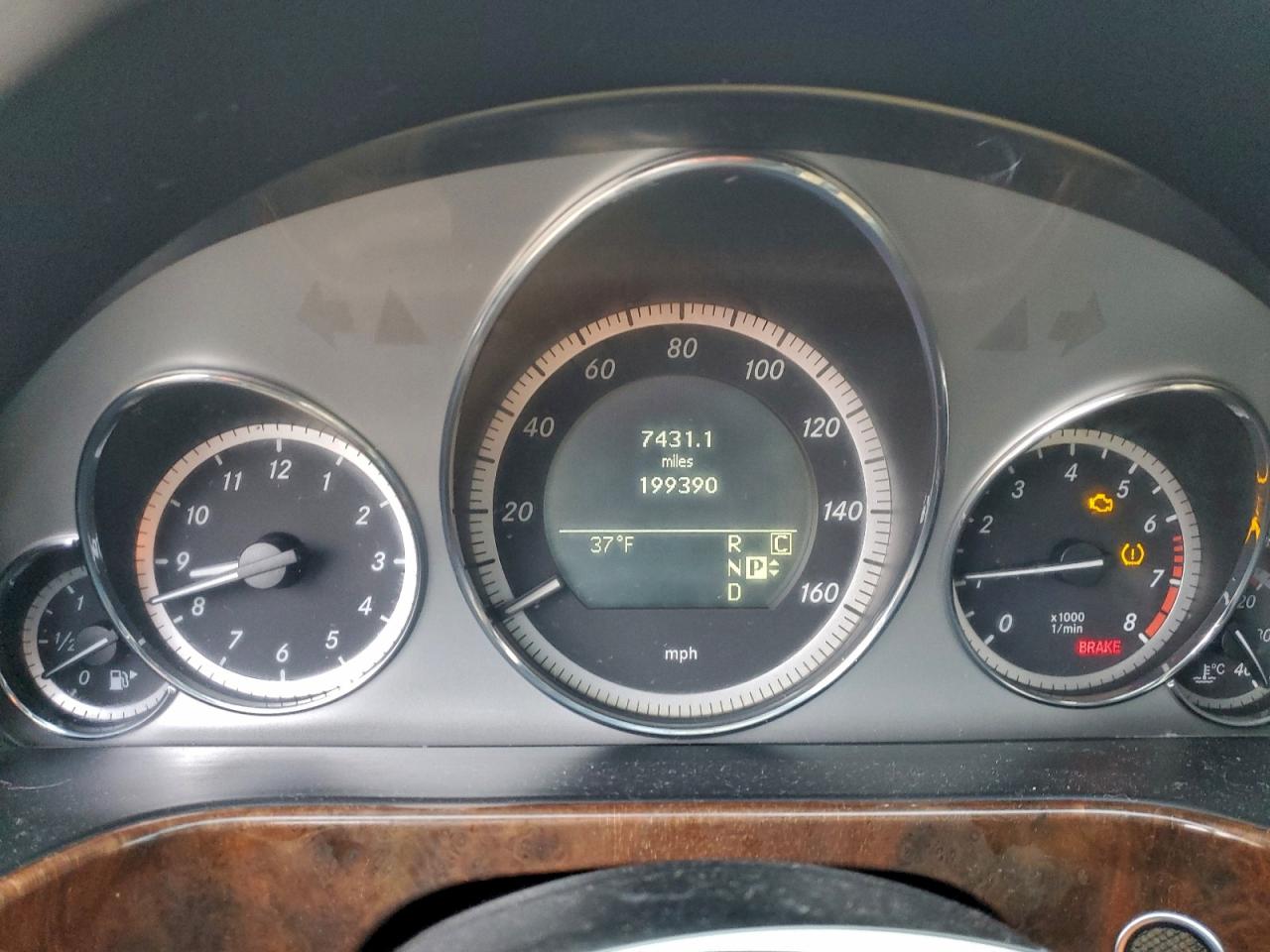 2010 MERCEDES-BENZ E 350 4MATIC photo 9