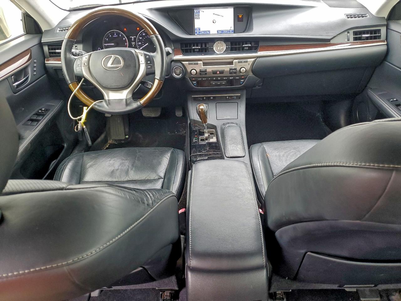 2013 LEXUS ES 350 photo 8