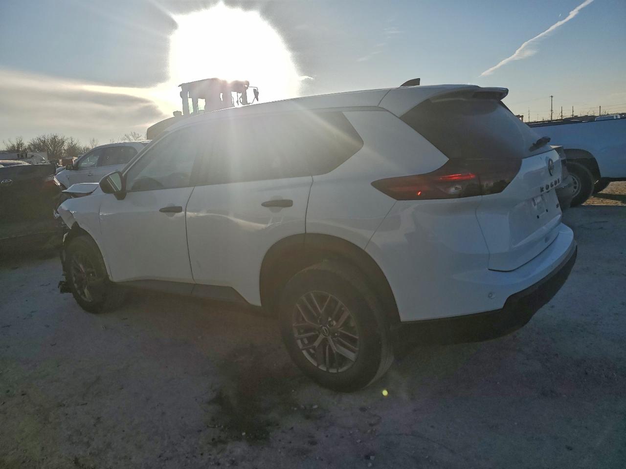 2025 NISSAN ROGUE S photo 2