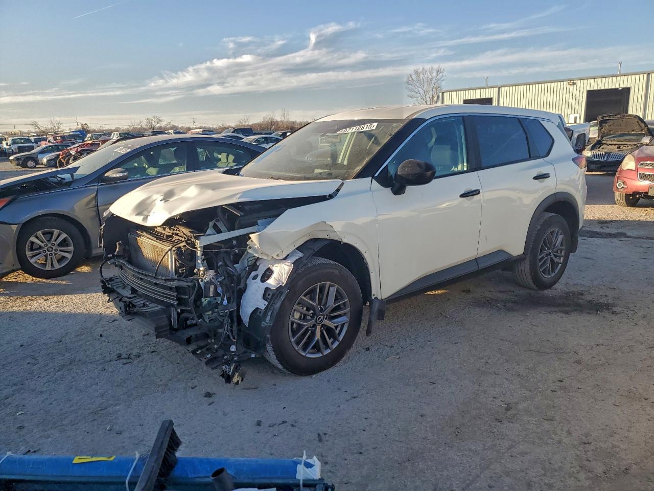 2025 NISSAN ROGUE