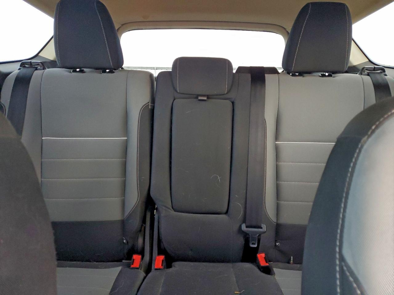 2015 FORD ESCAPE SE photo 28