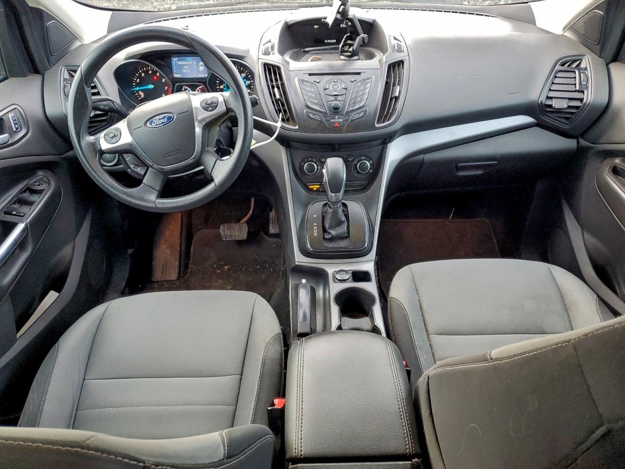 2015 FORD ESCAPE SE photo 22