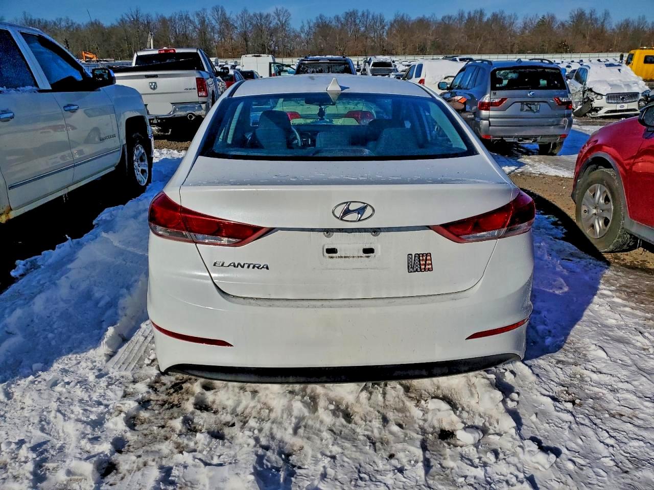 2018 HYUNDAI ELANTRA SEL photo 11