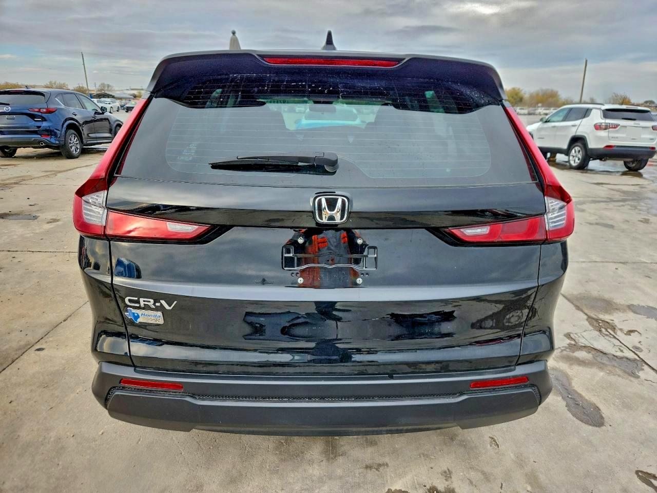 2024 HONDA CR-V LX photo 11