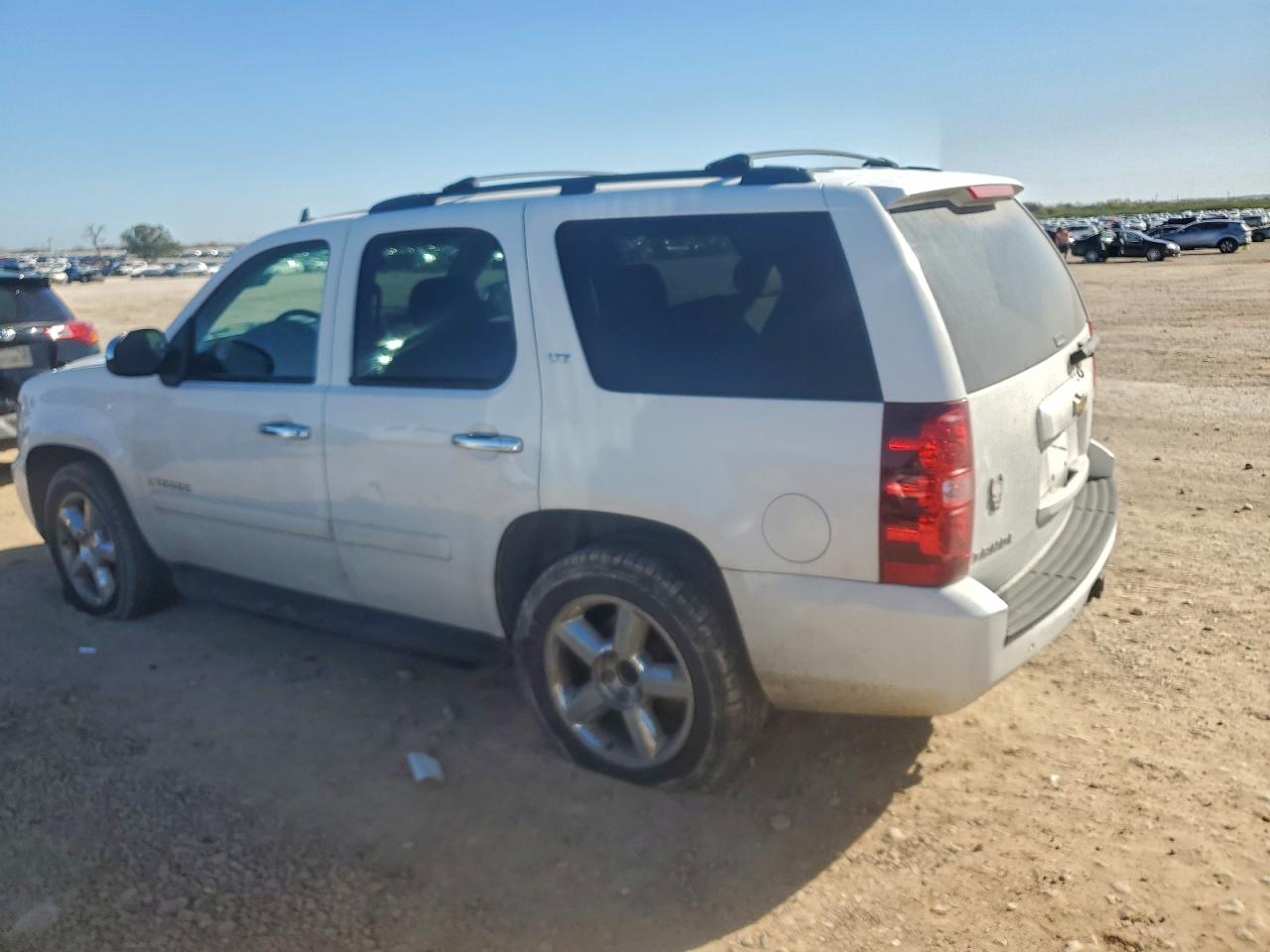 2007 CHEVROLET TAHOE C1500 photo 3