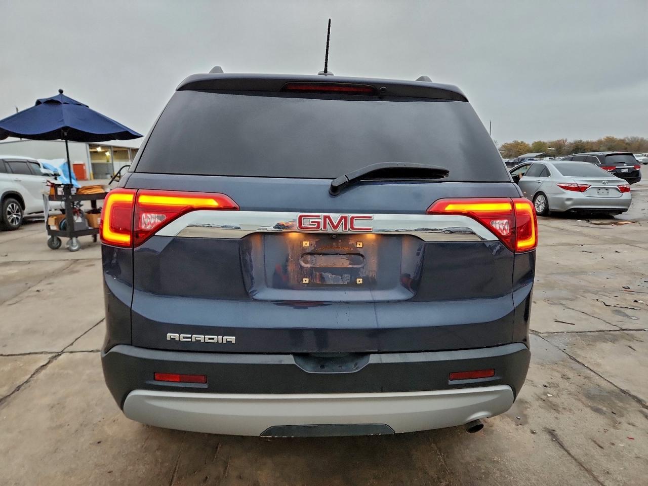 2019 GMC ACADIA SLE photo 11