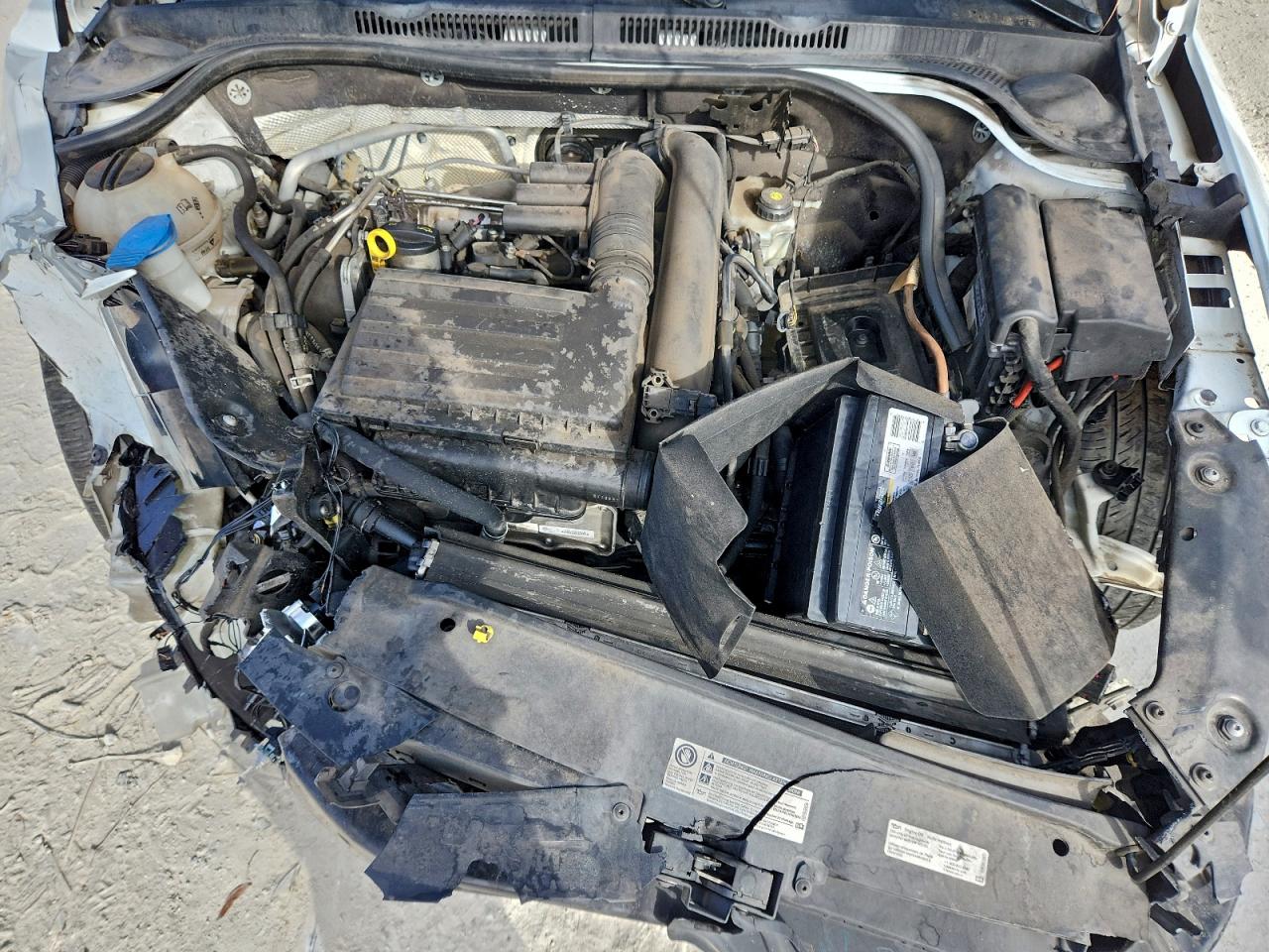 2016 VOLKSWAGEN JETTA S photo 11