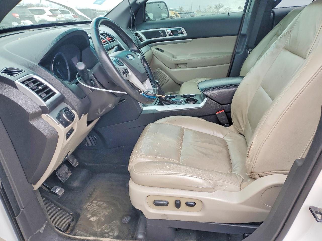 2014 FORD EXPLORER XLT photo 7