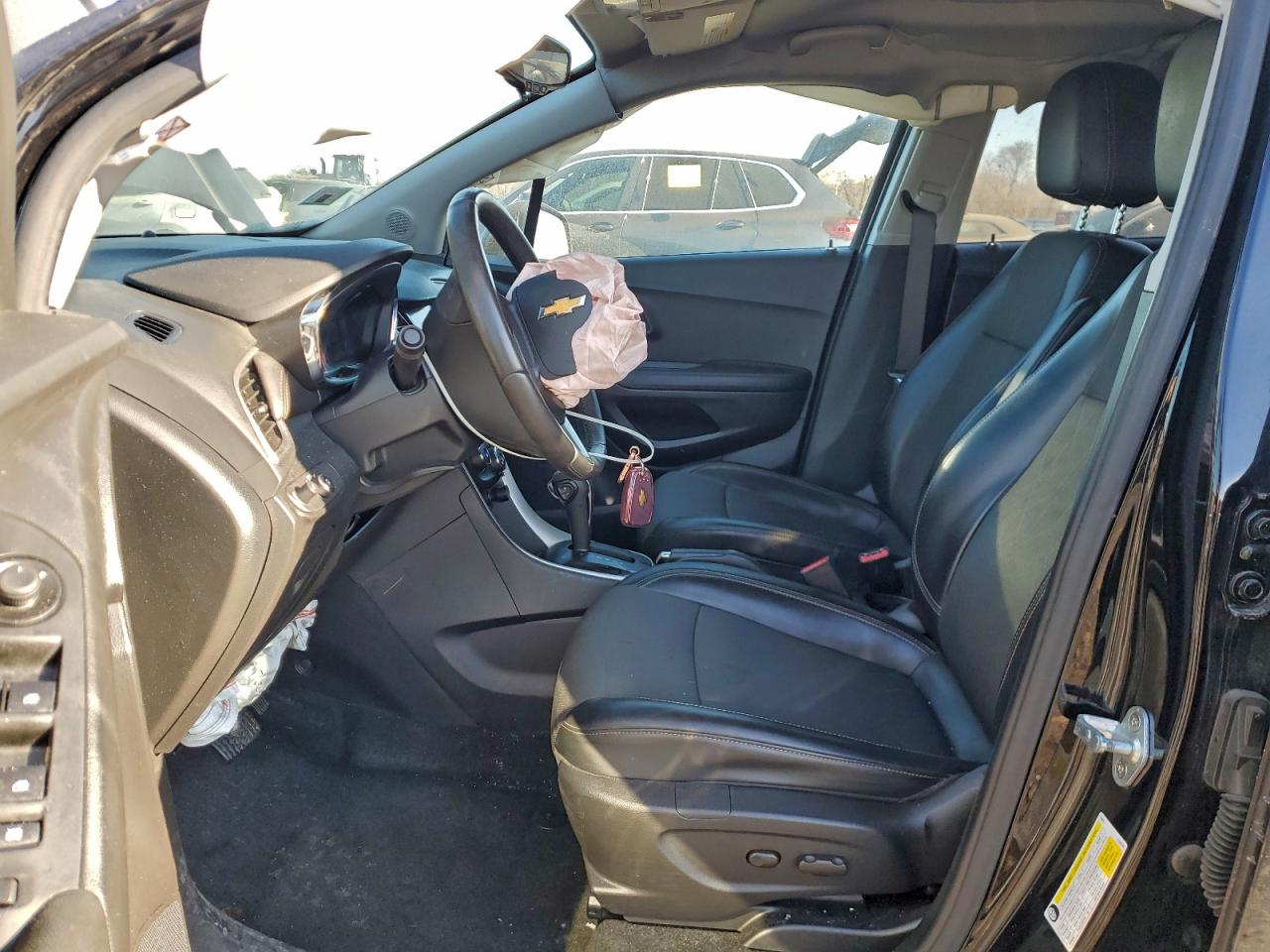 2021 CHEVROLET TRAX 1LT photo 19