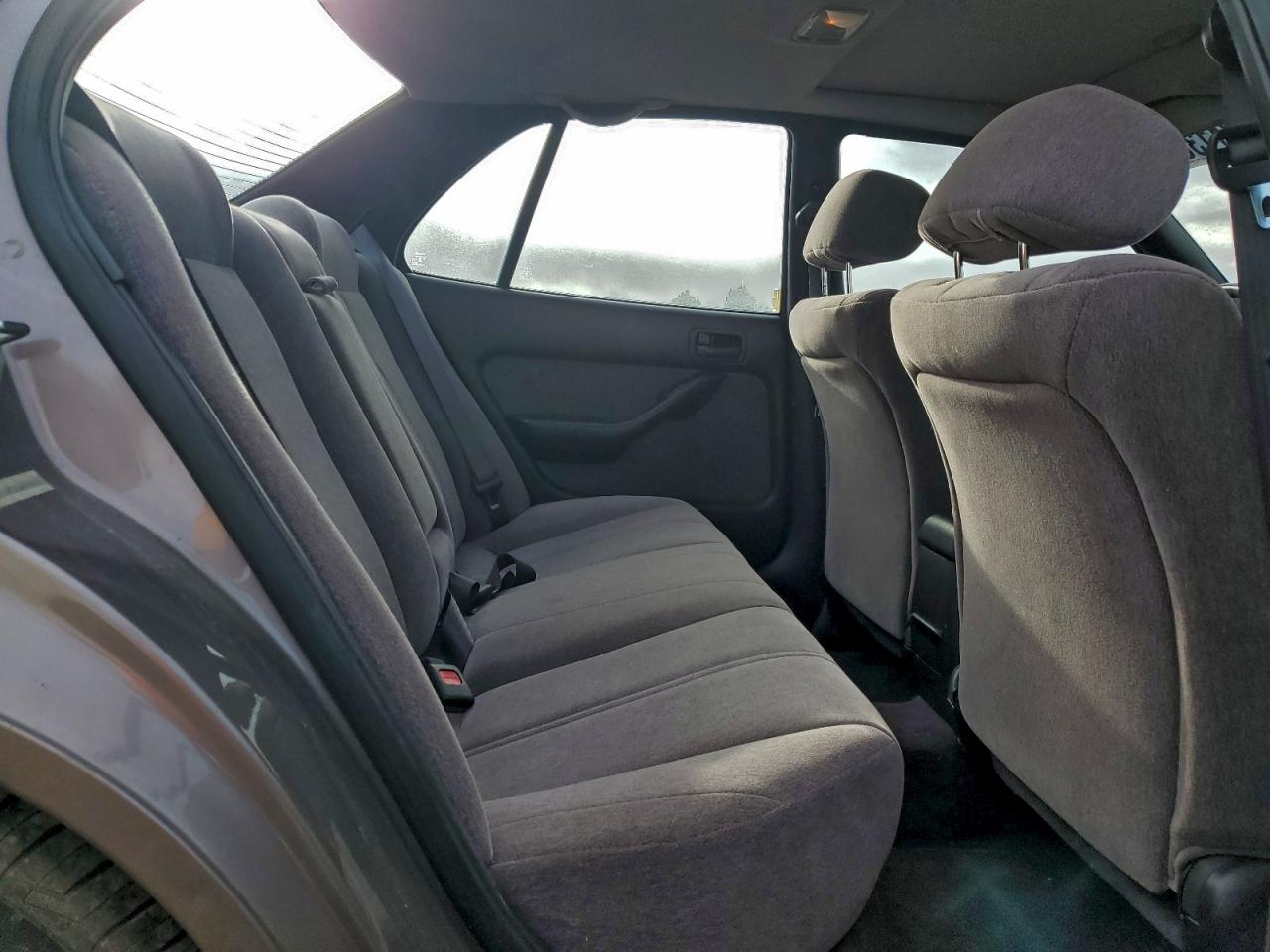 1992 TOYOTA CAMRY XLE photo 19
