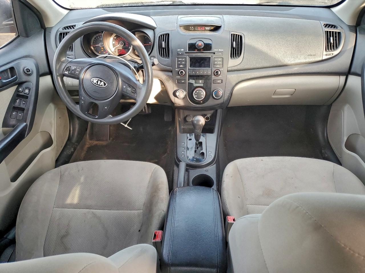 2010 KIA FORTE EX photo 22
