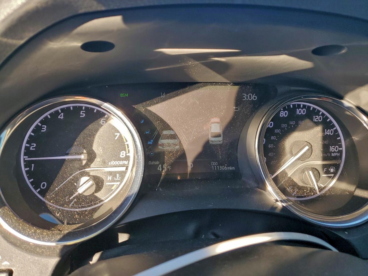 2020 TOYOTA CAMRY SE photo 17