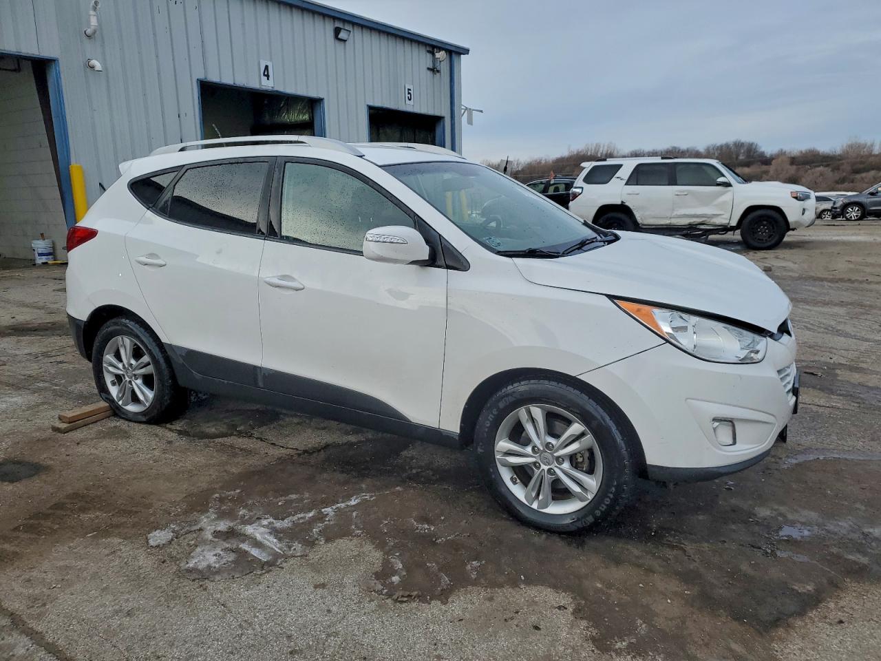 2013 HYUNDAI TUCSON GLS photo 4
