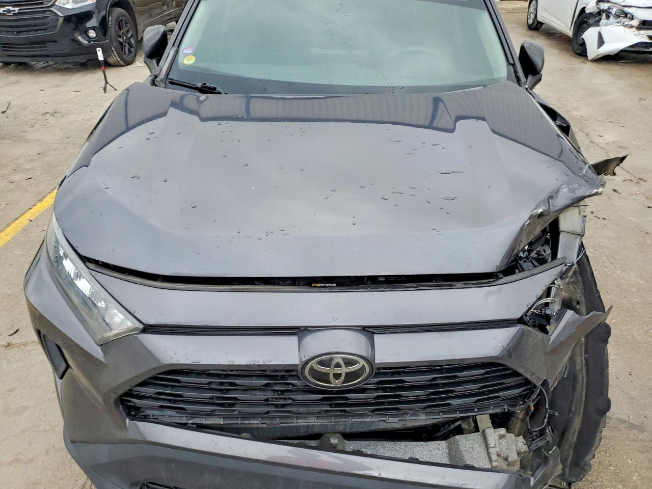 2019 TOYOTA RAV4 LE photo 23