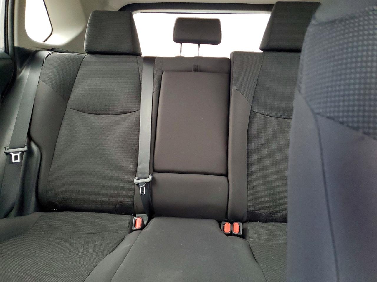 2019 TOYOTA RAV4 LE photo 19
