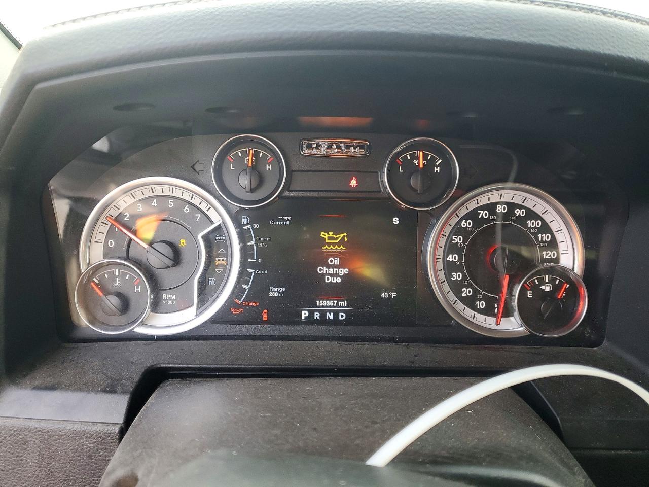 2014 RAM 1500 SPORT photo 25