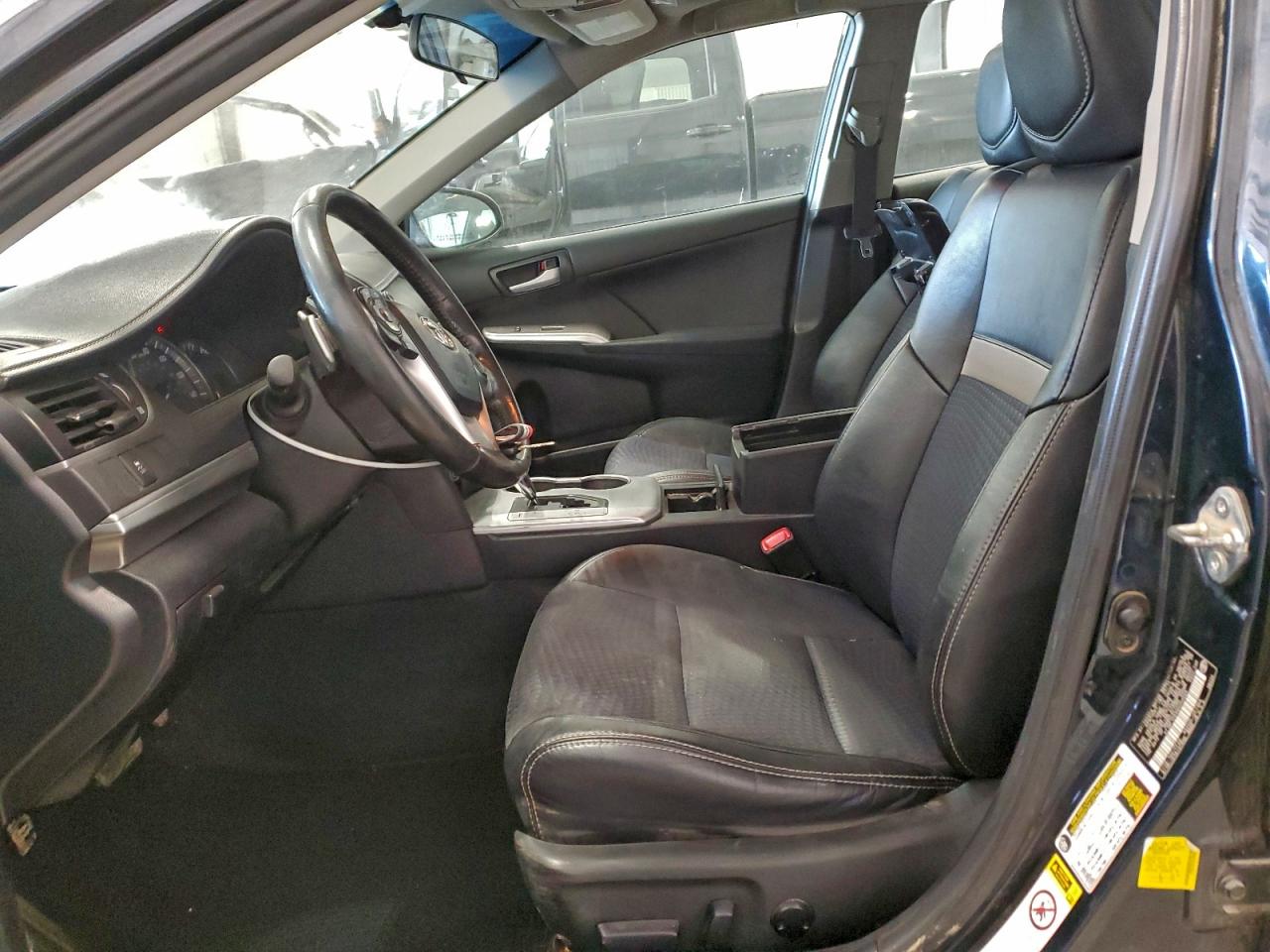 2013 TOYOTA CAMRY L photo 7