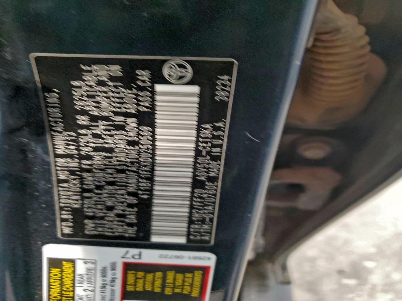 2013 TOYOTA CAMRY L photo 12