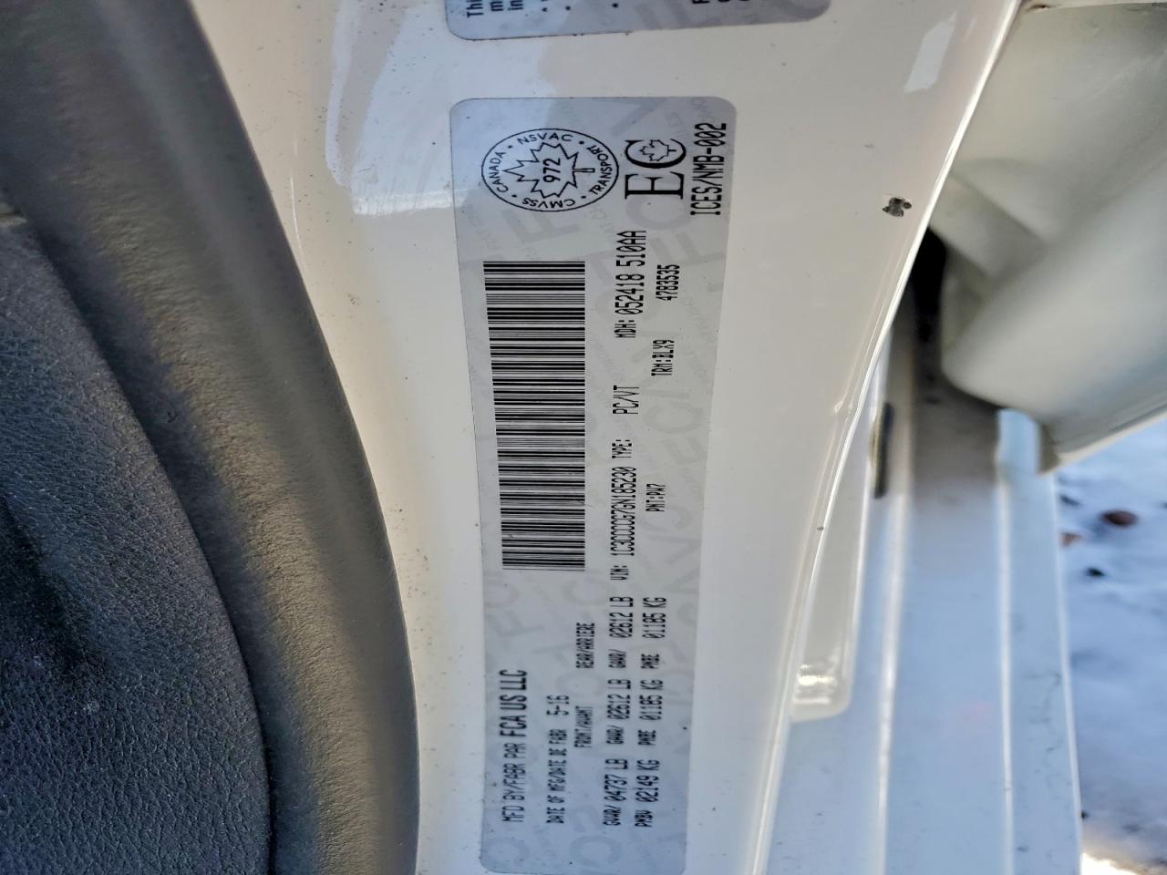 2016 CHRYSLER 200 C photo 34