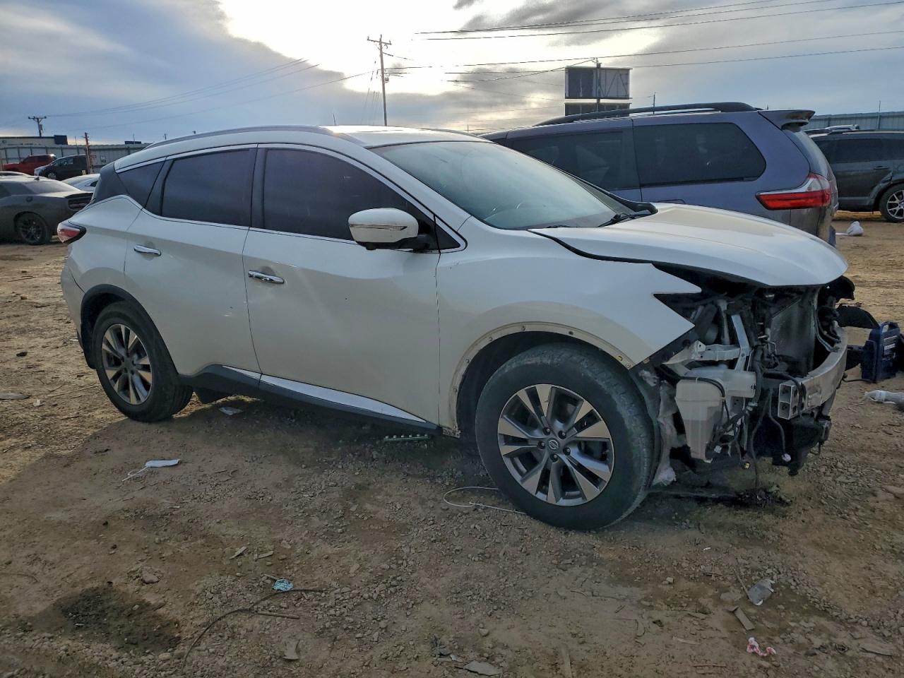 2015 NISSAN MURANO S photo 4