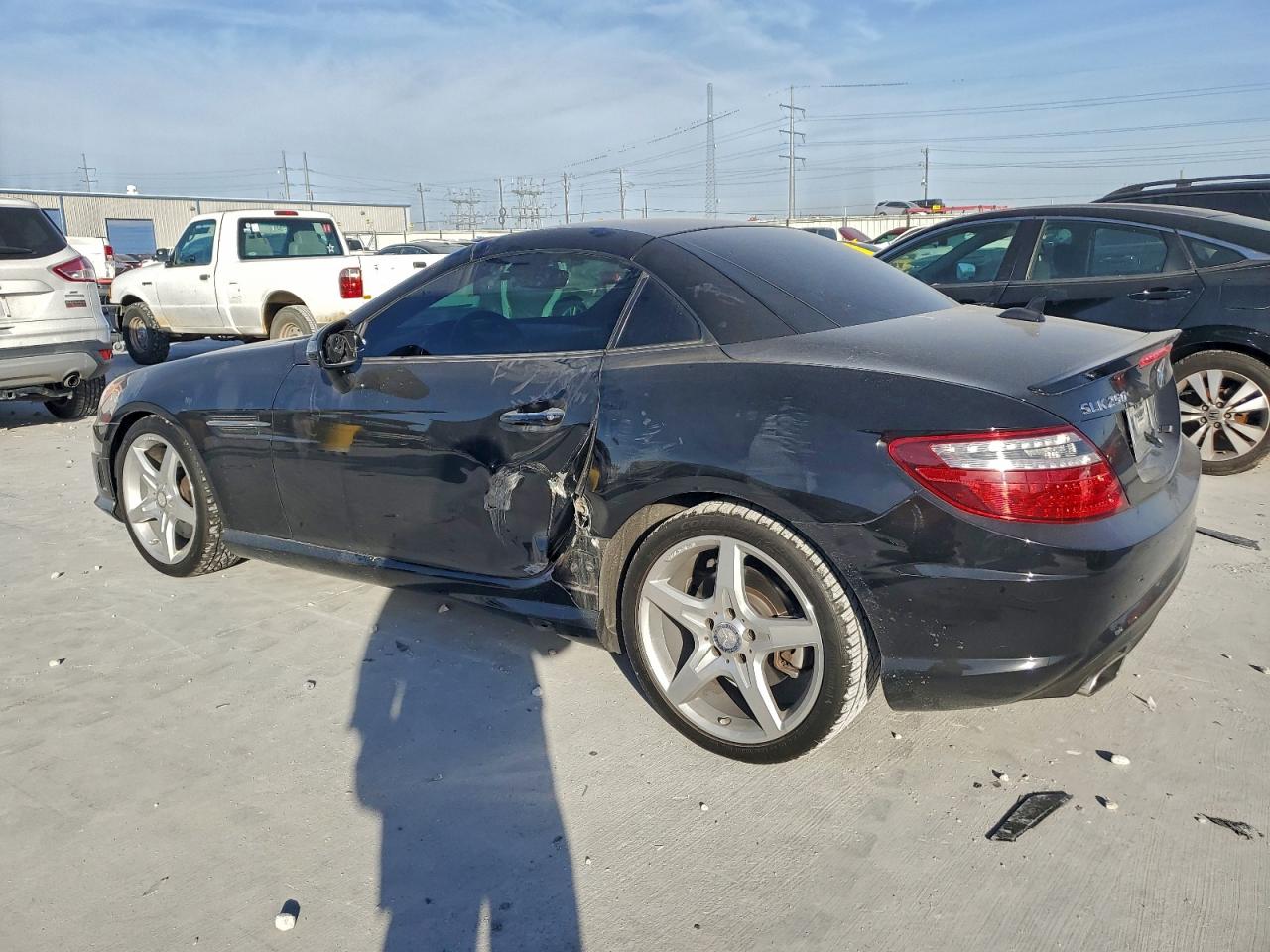 2015 MERCEDES-BENZ SLK 250 photo 2