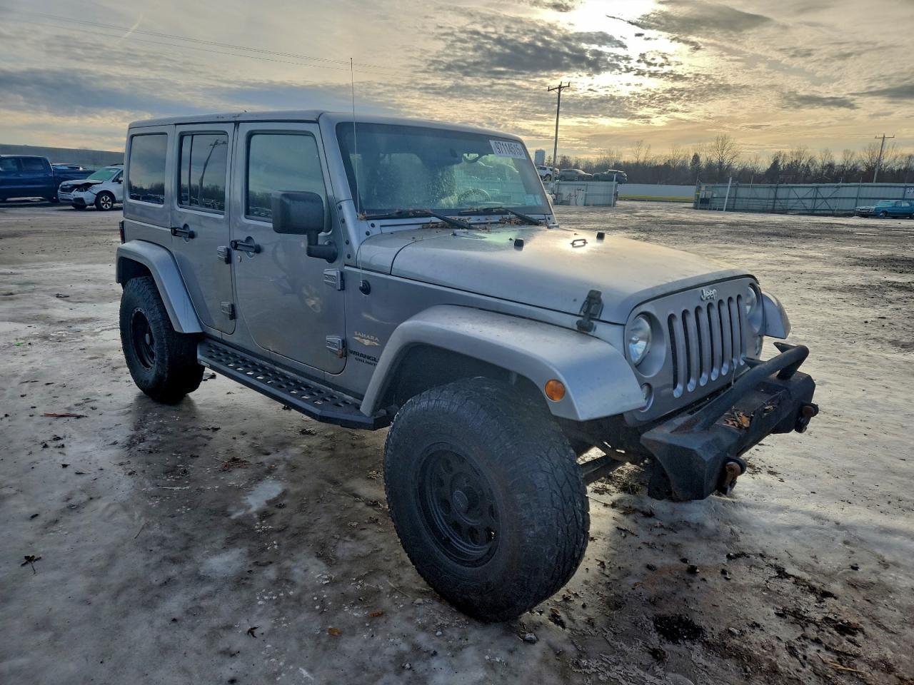 2015 JEEP WRANGLER UNLIMITED SAHARA photo 4