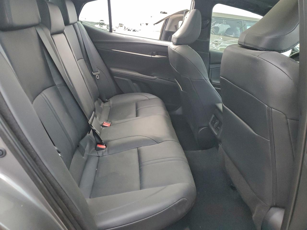 2025 TOYOTA CAMRY XSE photo 10
