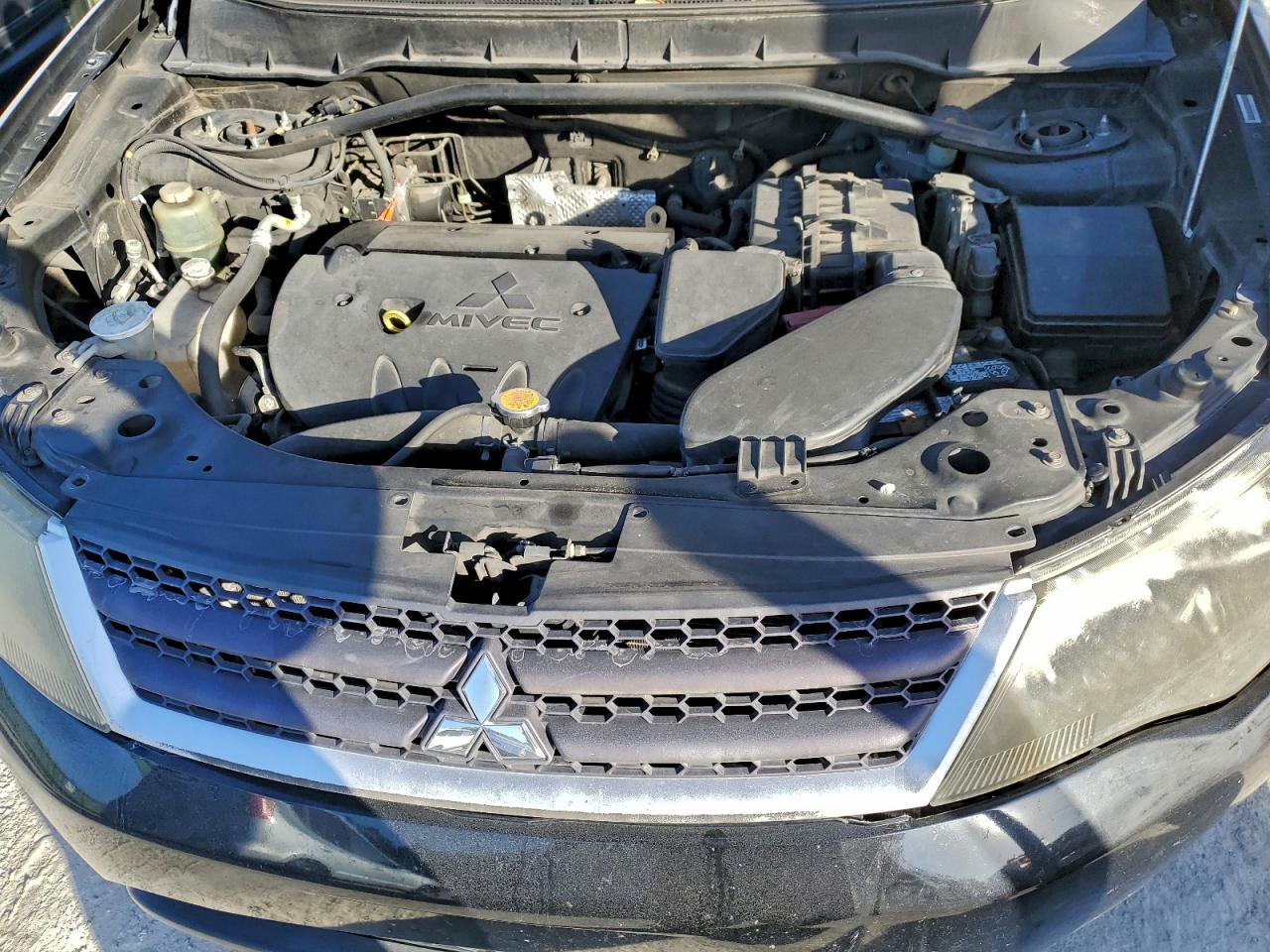 2009 MITSUBISHI OUTLANDER ES photo 34