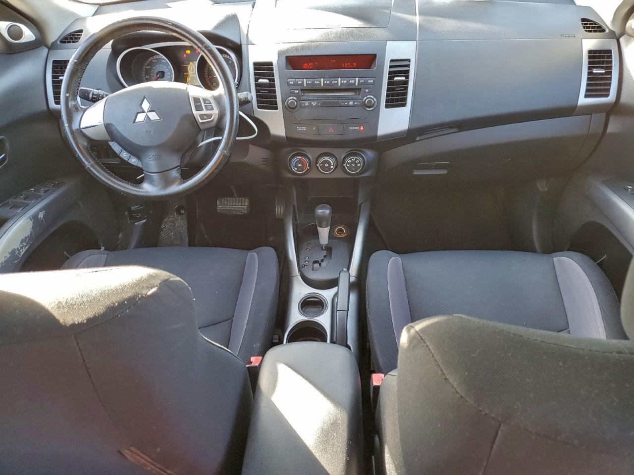2009 MITSUBISHI OUTLANDER ES photo 22