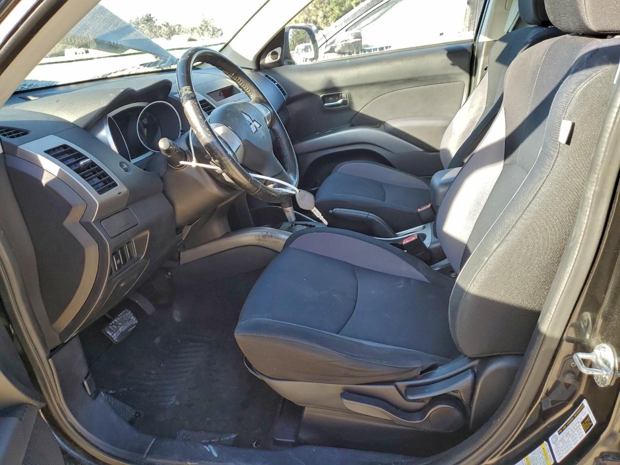 2009 MITSUBISHI OUTLANDER ES photo 19