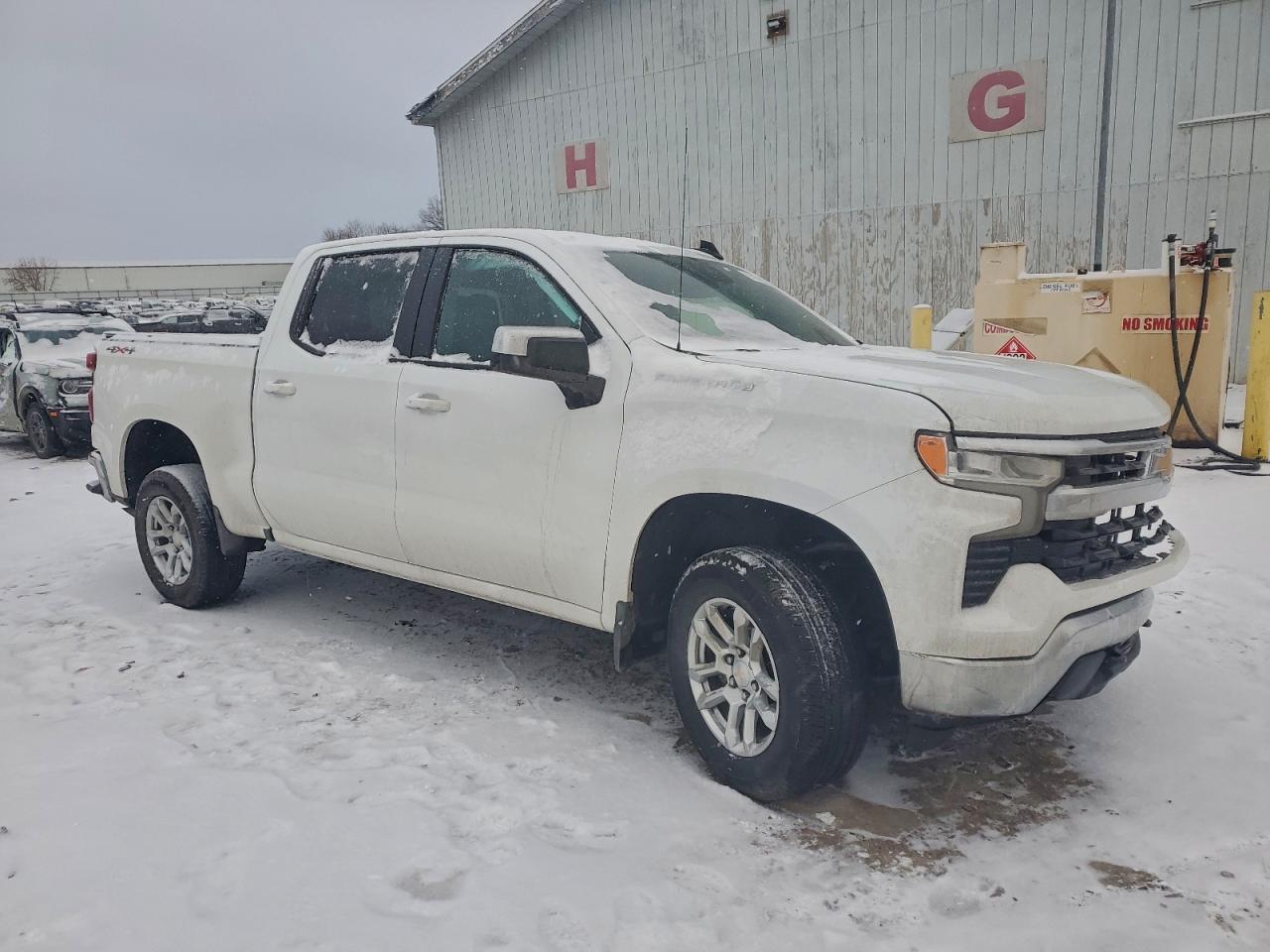 2024 CHEVROLET SILVERADO K1500 LT-L photo 4