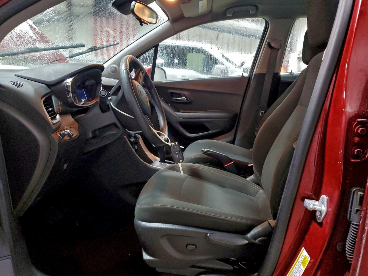 2021 CHEVROLET TRAX LS photo 19