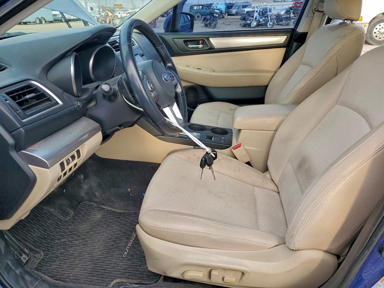 2015 SUBARU OUTBACK photo 13