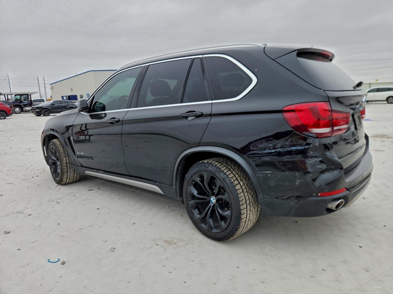 2017 BMW X5 XDRIVE35D photo 4
